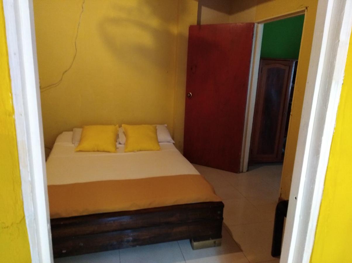 Posada Valerie Otel Archibolds Dış mekan fotoğraf